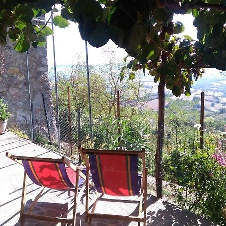 House With Stunning Views Villa Chiusdino Luaran gambar
