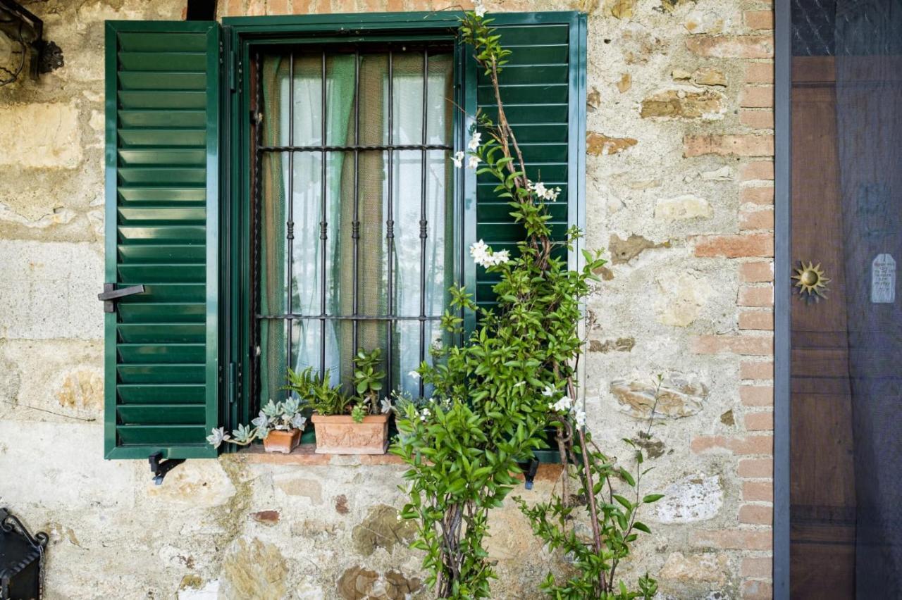 House With Stunning Views Villa Chiusdino Luaran gambar