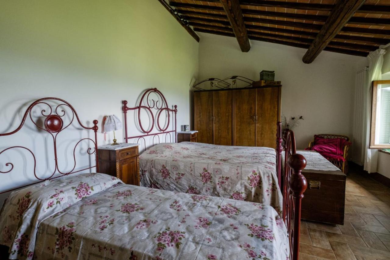 House With Stunning Views Villa Chiusdino Luaran gambar