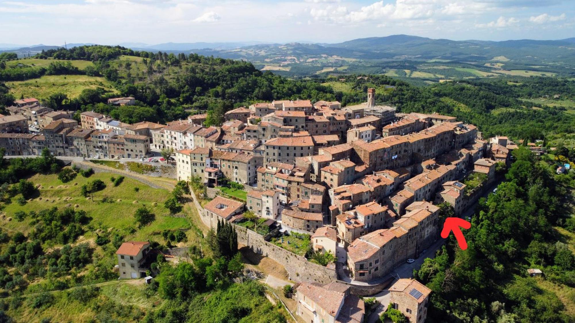 House With Stunning Views Villa Chiusdino Luaran gambar