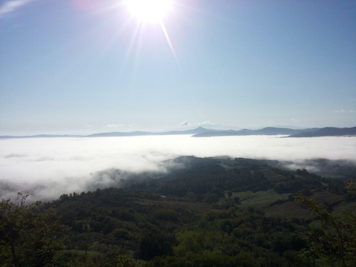 House With Stunning Views Villa Chiusdino Luaran gambar